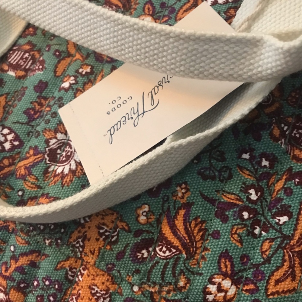 Universal Thread Tote Bag - Picture 2 of 5